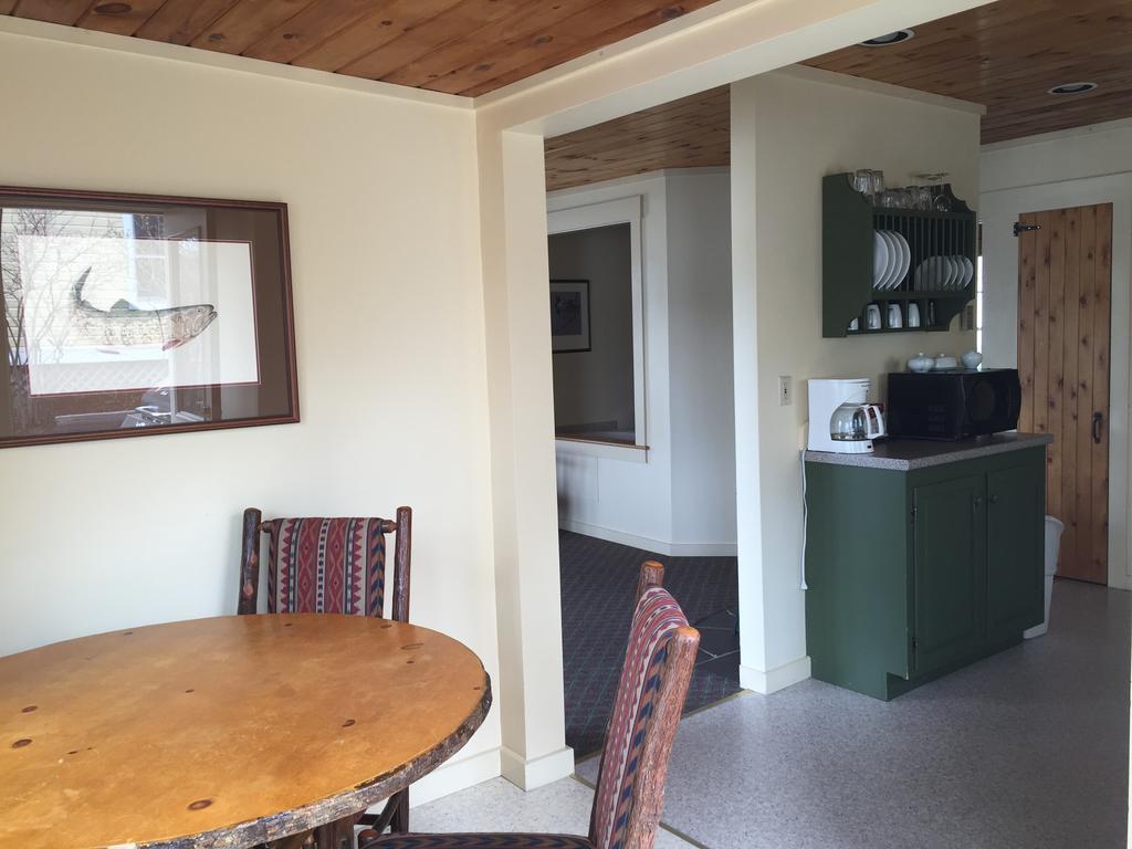 Willoughvale Inn Westmore Newport Quarto foto